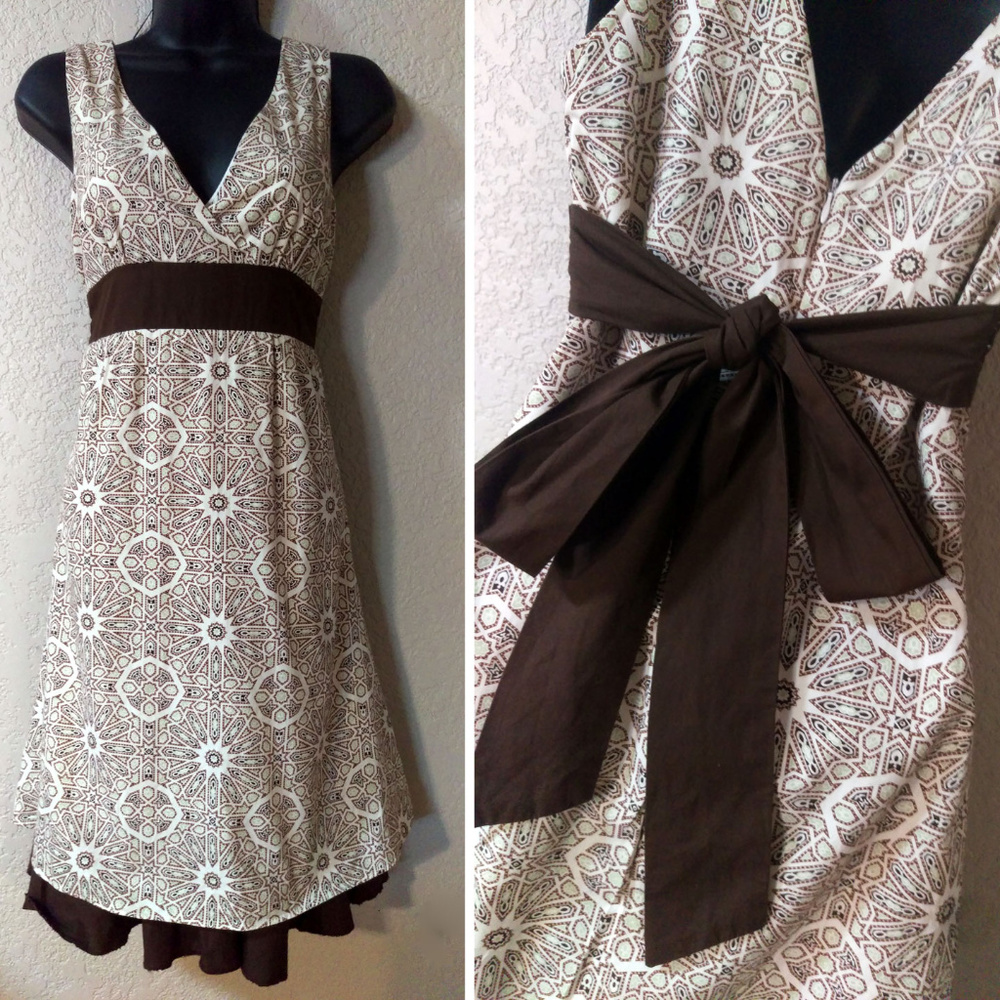 Brown green cream geometric pattern V neck dress 3